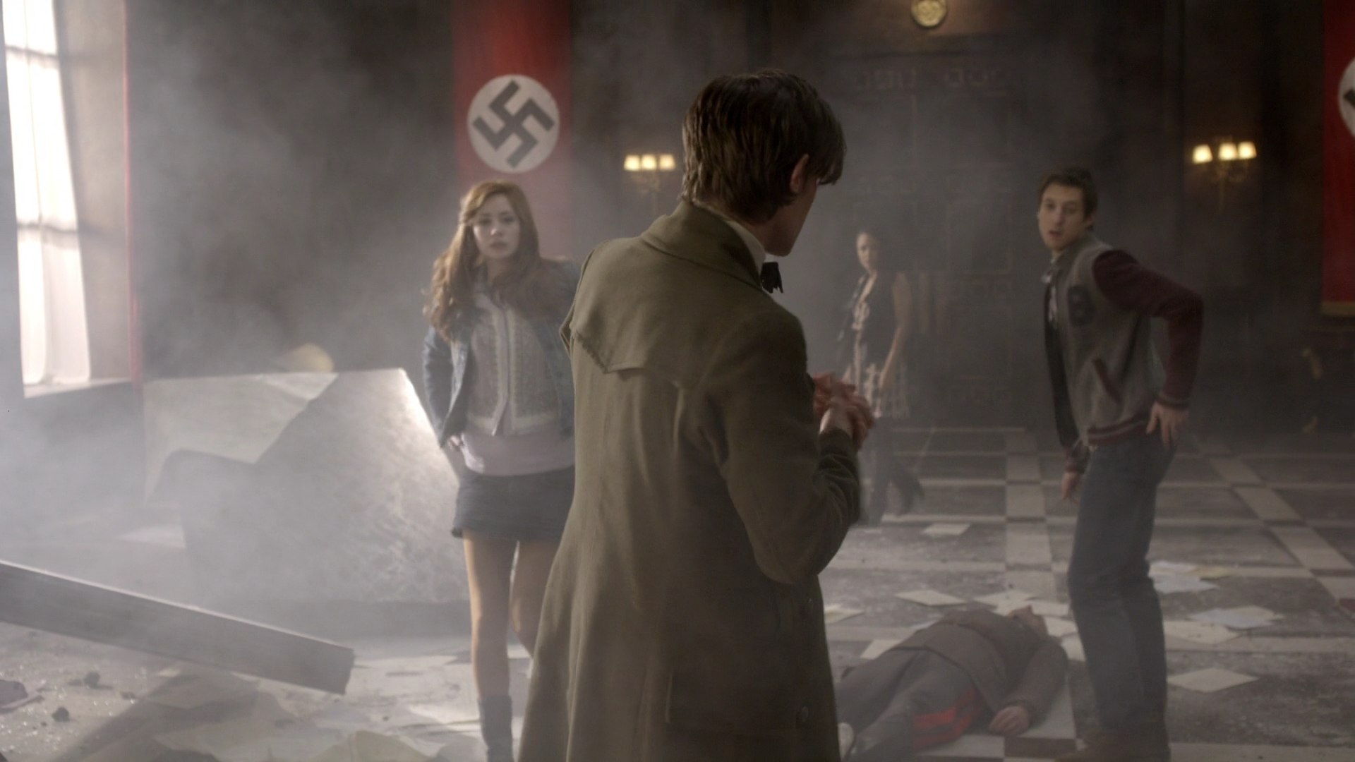 DoctorWho_6x08LetsKillHitler_0105.jpg