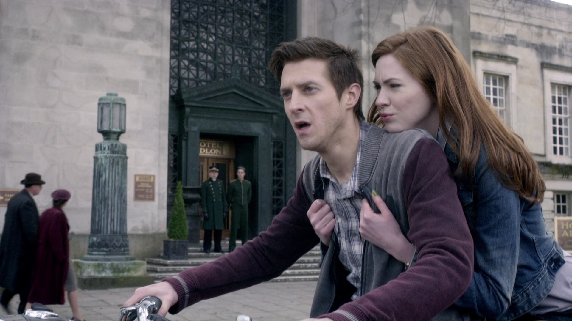 DoctorWho_6x08LetsKillHitler_0294.jpg