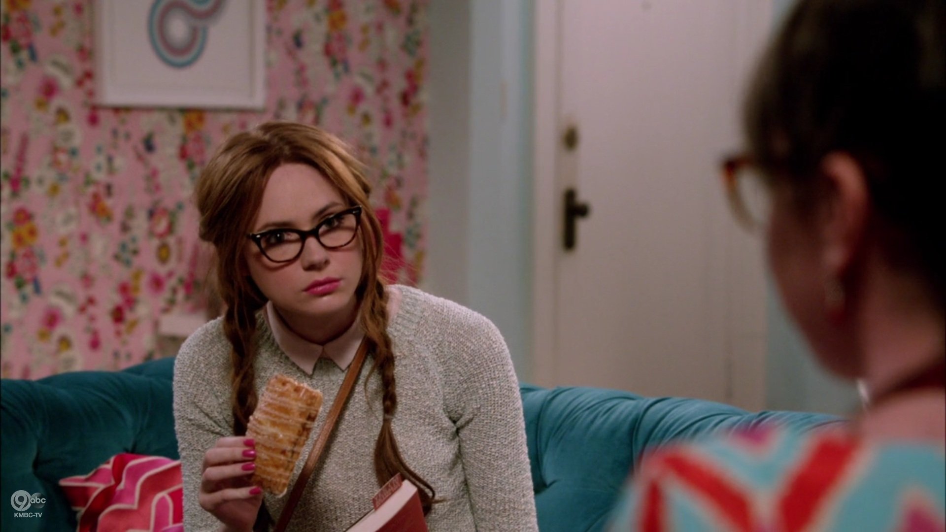 Selfie_1x02_Un-TagMyHeart_0306.jpg Selfie_1x02_Un-TagMyHeart_0306.jpg