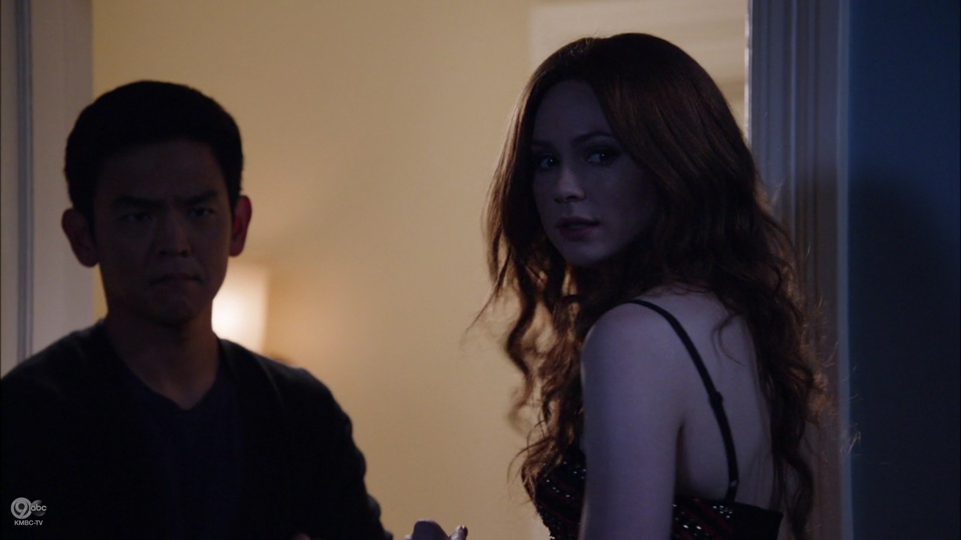 Selfie_1x04_NuggetofWisdom_0342.jpg Selfie_1x04_NuggetofWisdom_0342.jpg