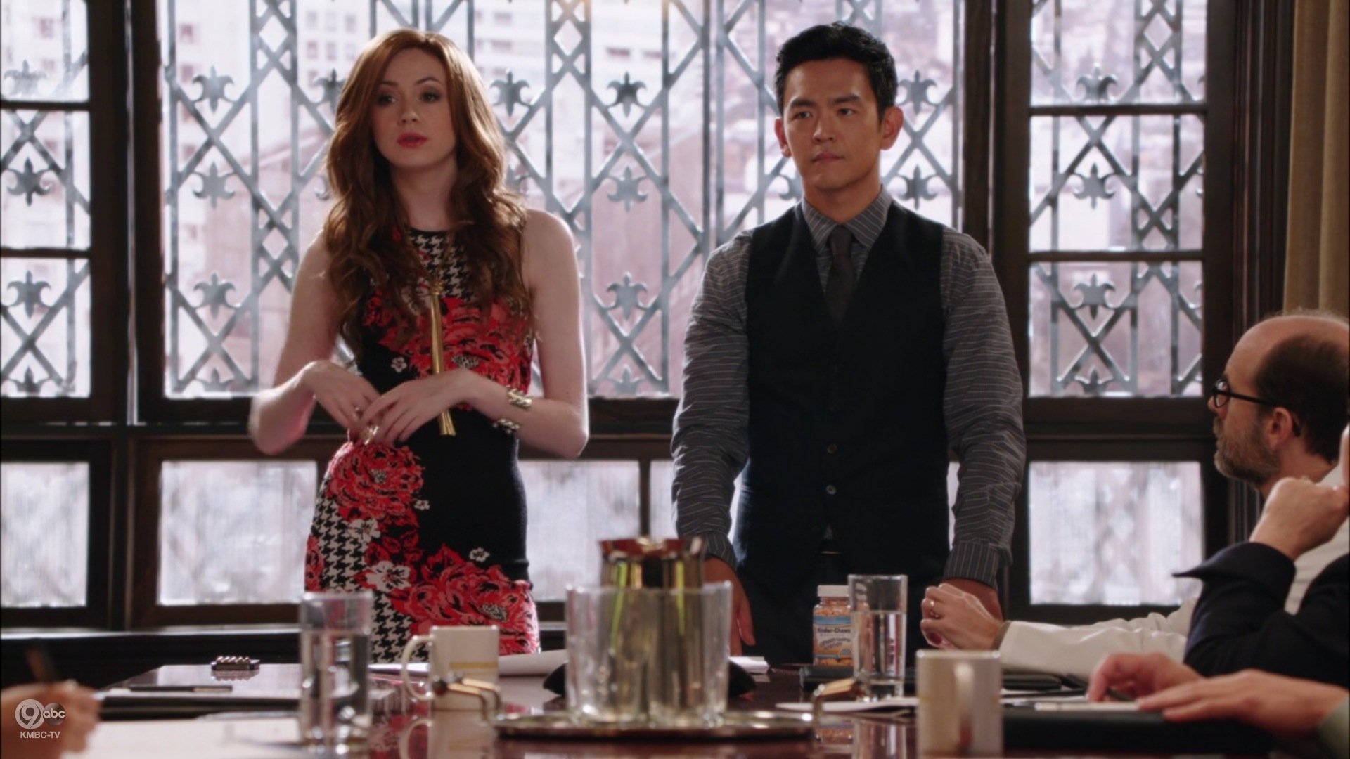 Selfie_1x04_NuggetofWisdom_0462.jpg Selfie_1x04_NuggetofWisdom_0462.jpg