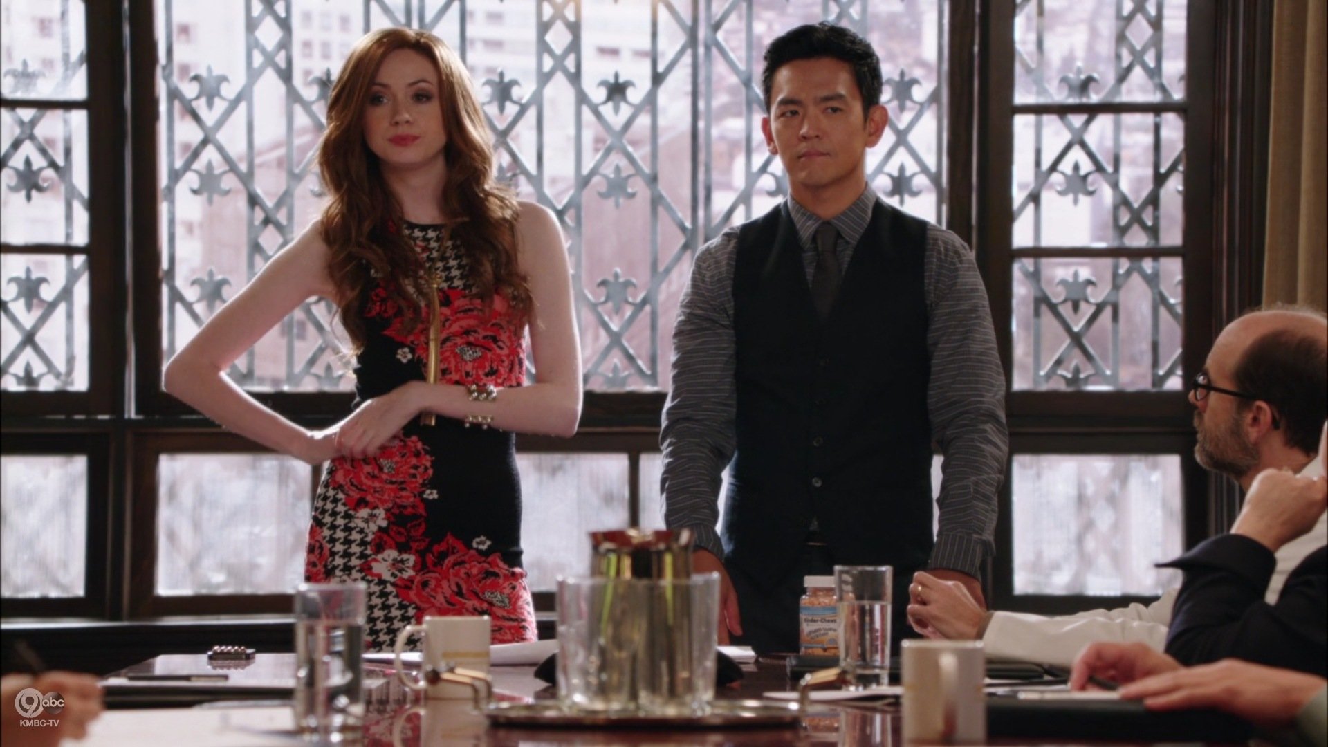 Selfie_1x04_NuggetofWisdom_0463.jpg Selfie_1x04_NuggetofWisdom_0463.jpg