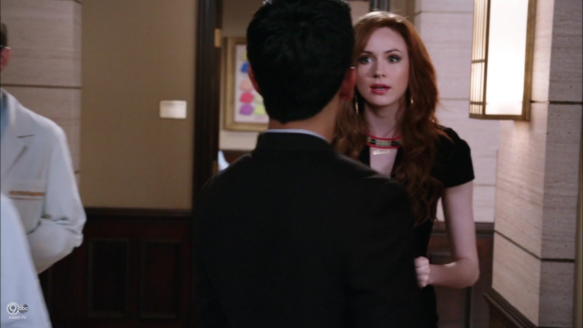 Selfie_1x04_NuggetofWisdom_0504.jpg Selfie_1x04_NuggetofWisdom_0504.jpg